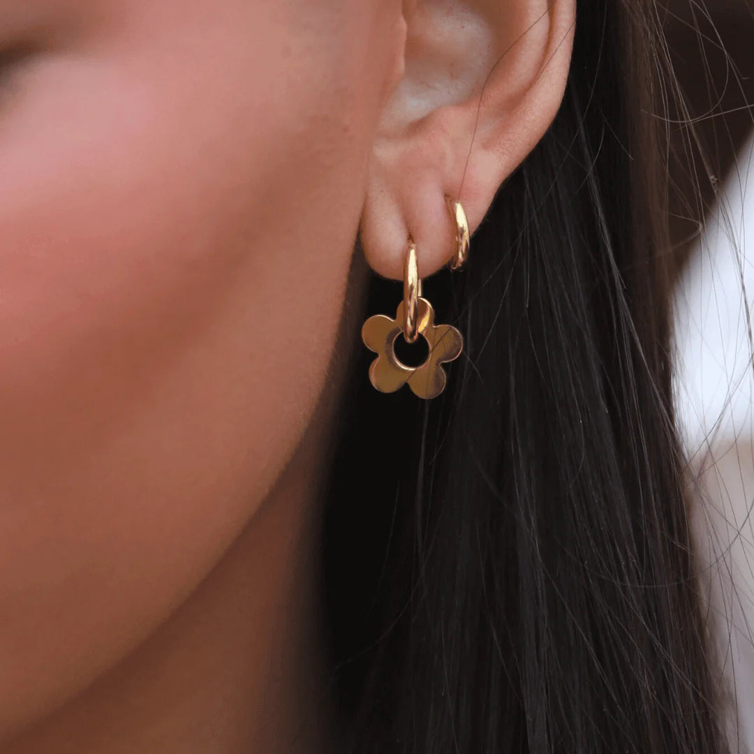 Lily Lace Loops