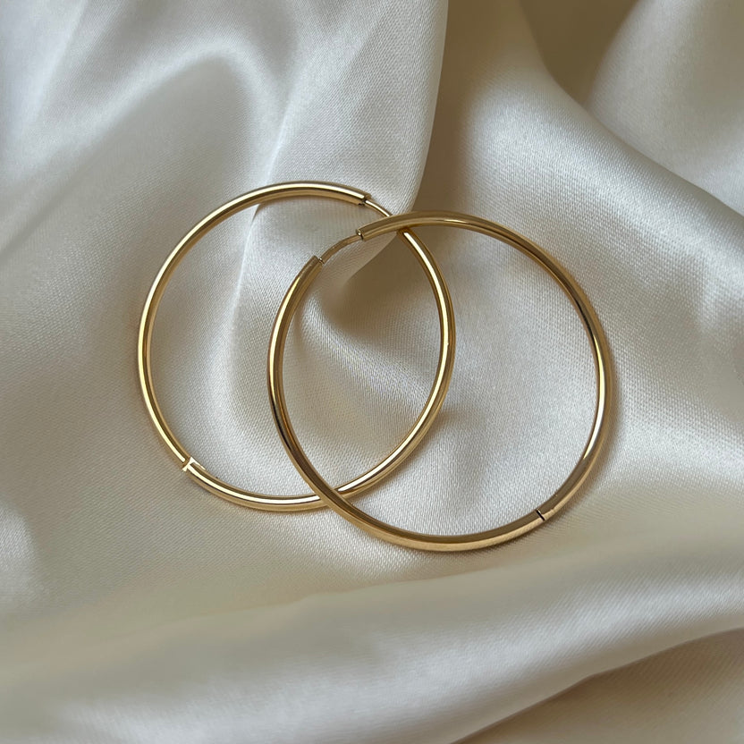 Alora Sky Saturn Hoops