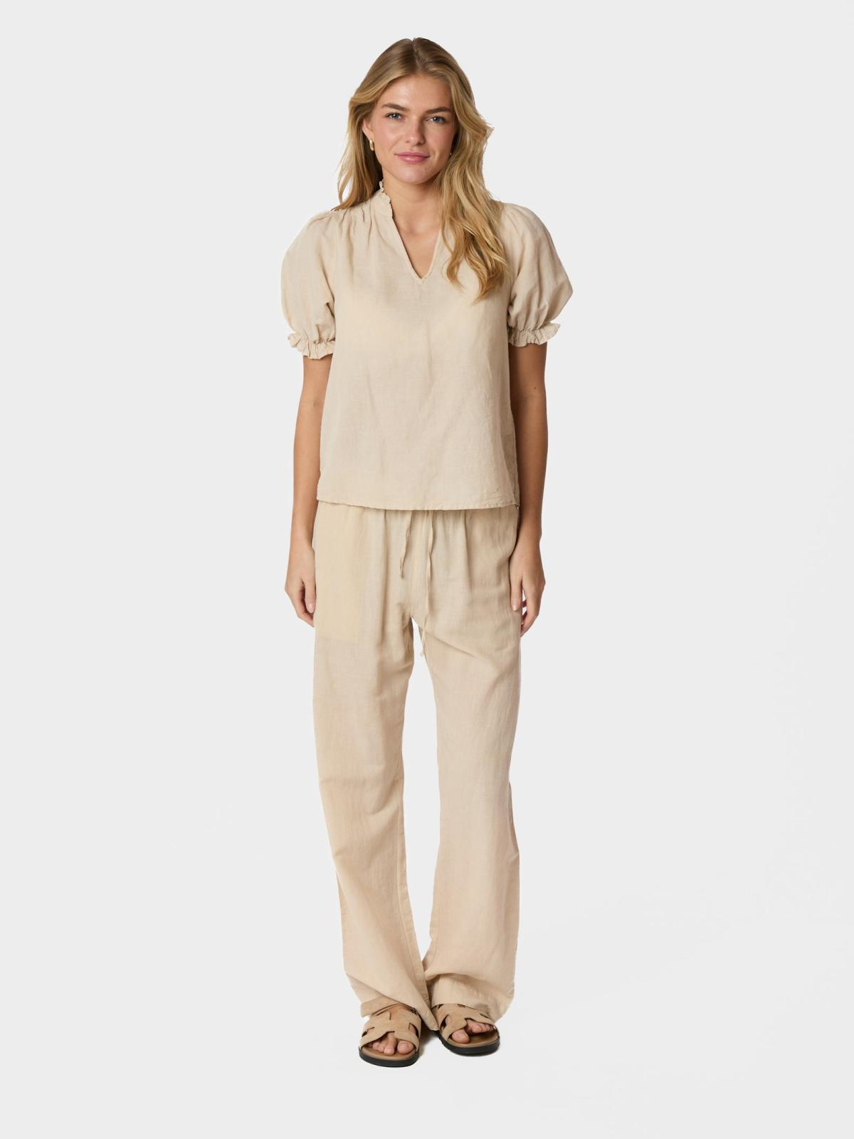 Neo Noir Odesa Linen Blouse Sand