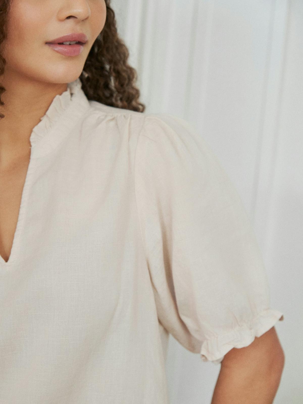 Neo Noir Odesa Linen Blouse Sand