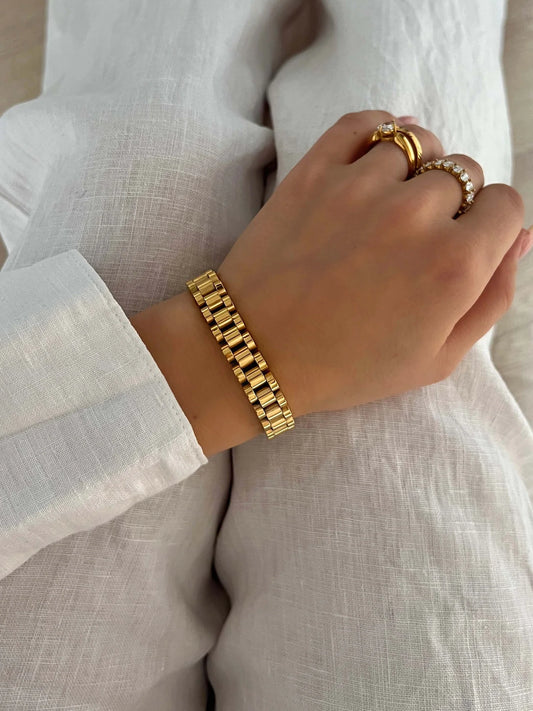 Analog Aria Armband