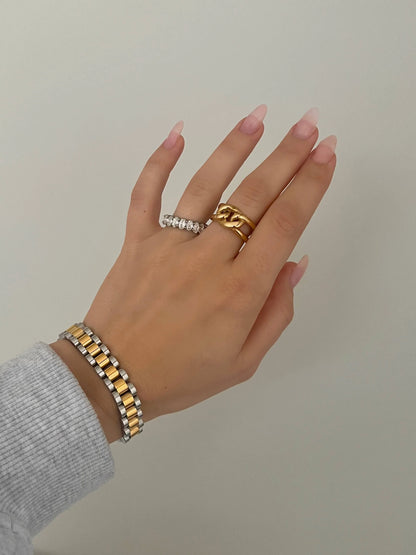 Analog Ava Armband