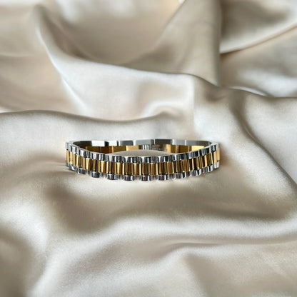 Analog Ava Armband