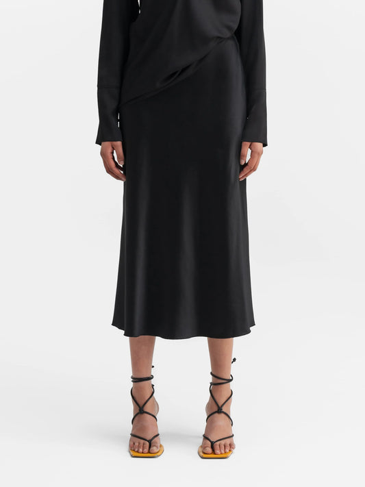 Hana Satin Skirt Ahlvar