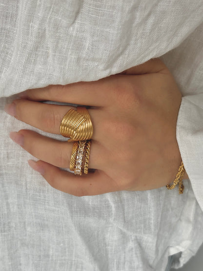 Minnie Moon Ring