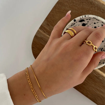 Oblique Olive Ring