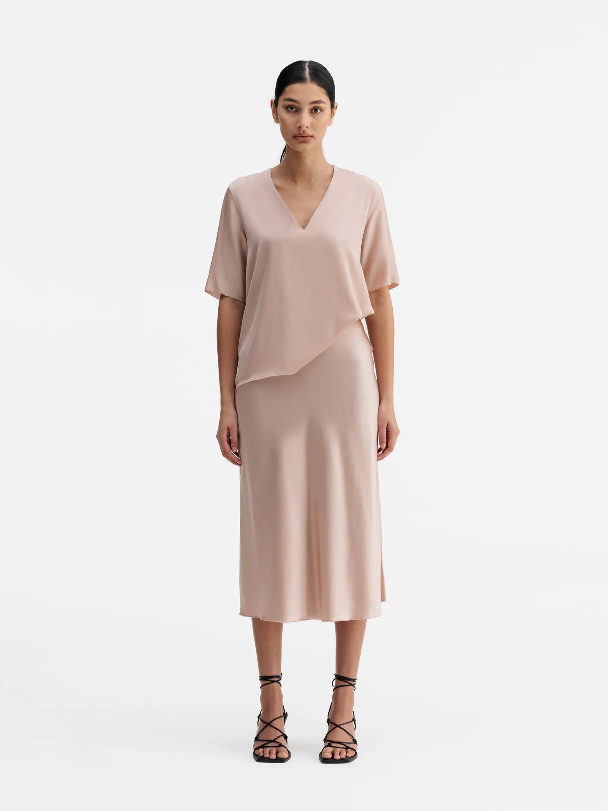 Ahlvar Yoli V-Neck Blouse
